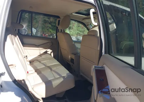 2010 Ford Explorer Eddie Bauer из США, поврежденный, VIN 1FMEU7EE6AUA91076